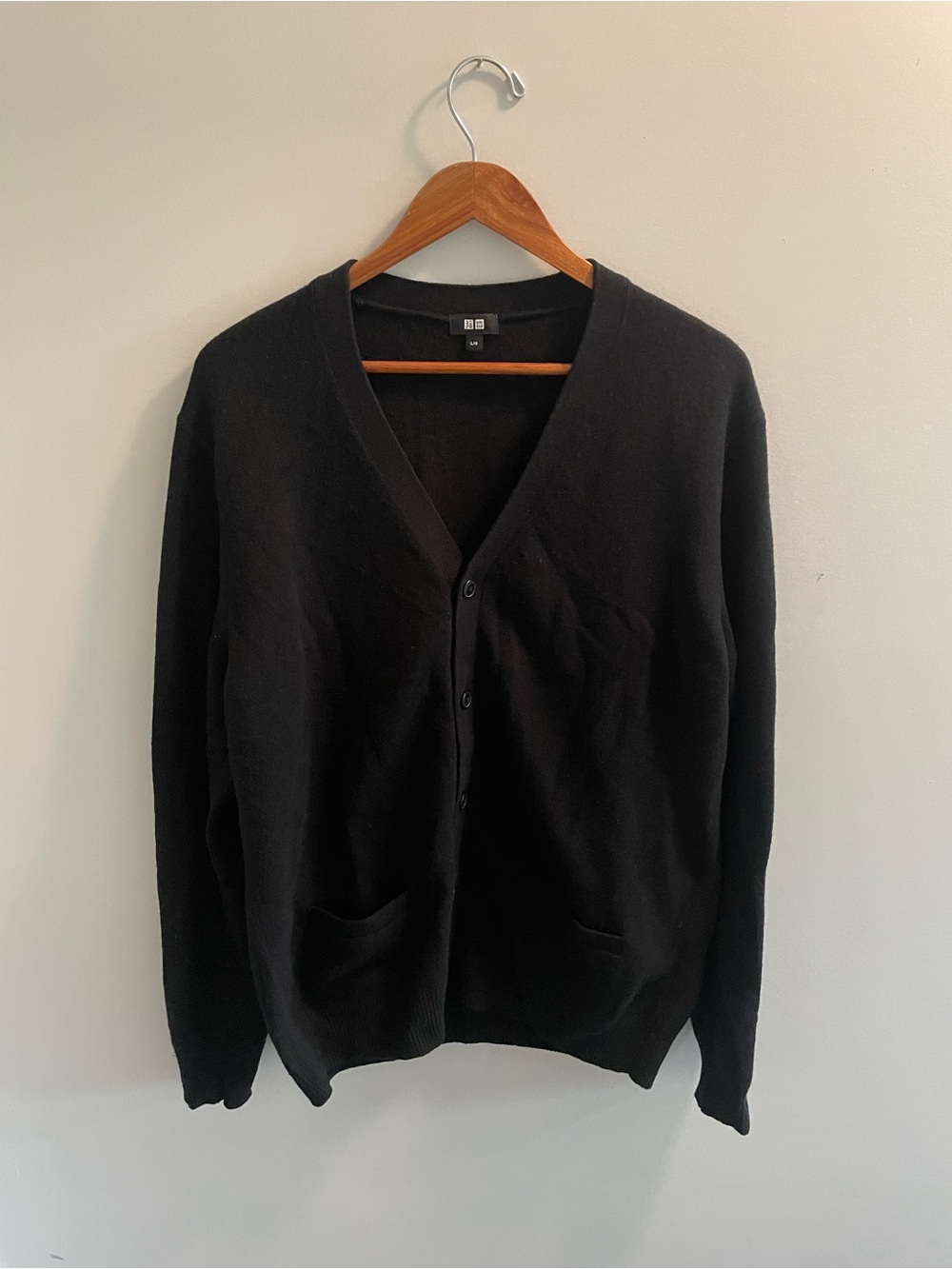 Uniqlo Black Knit Button-Up Cardigan Sweater – Size L